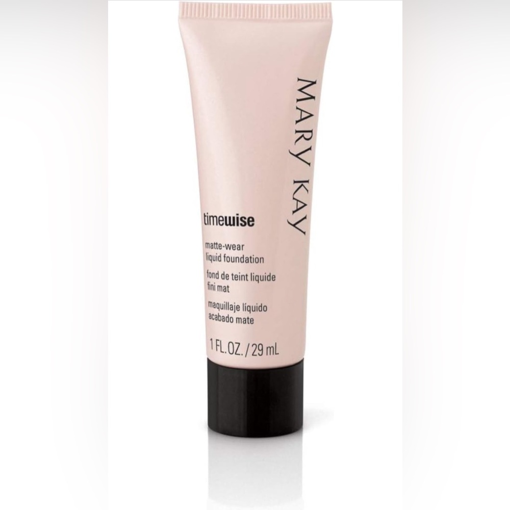 Mary Kay TimeWise Luminous-Wear Liquid Foundation, Ivory 4 NIB